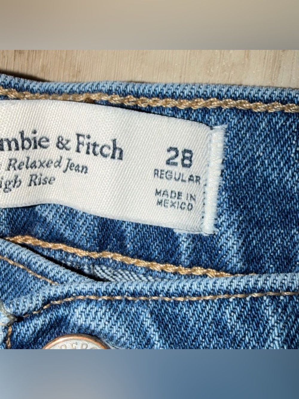 Abercrombie & Fitch Women's 90’S Relaxed Jean Dark Wash High Rise Size 28 - Picture 10 of 16